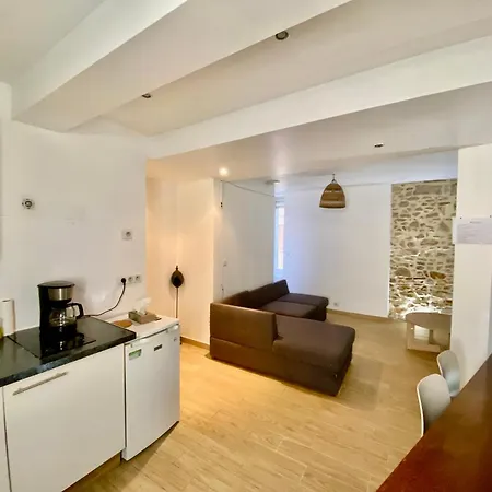 P2 ,7 Rue Saint Catherine *